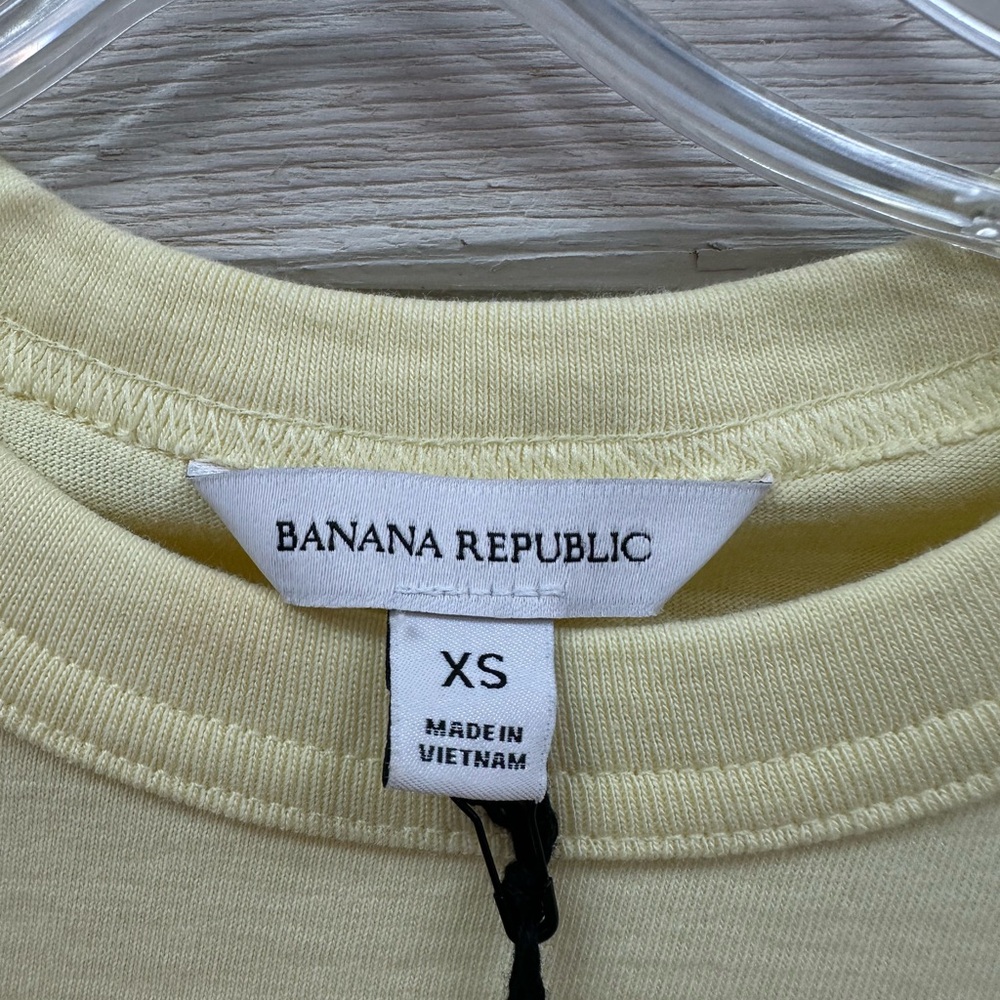 BANANA REPUBLIC Sleeveless Muscle Tank Top – XS – Pale Yellow - Picture 6 of 6